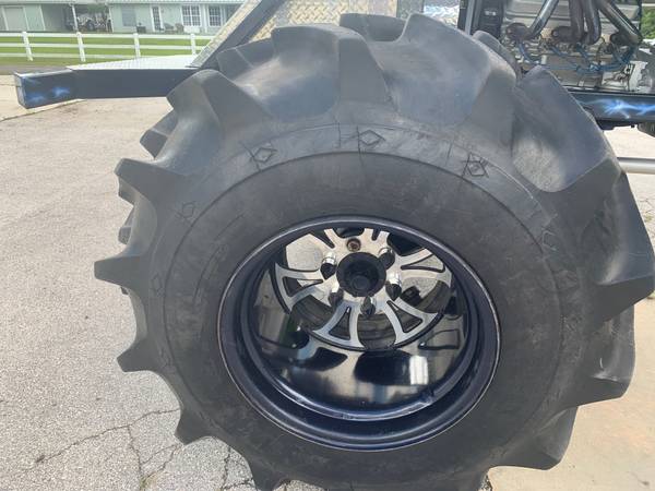 swamp buggy tires